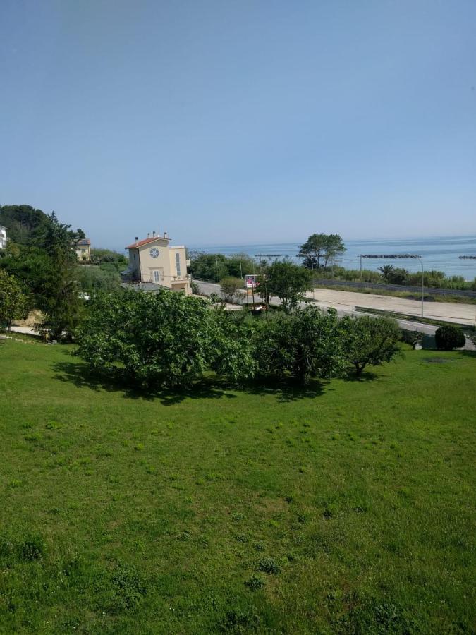 B&B Alba Sul Mare Guest House Massignano Dış mekan fotoğraf