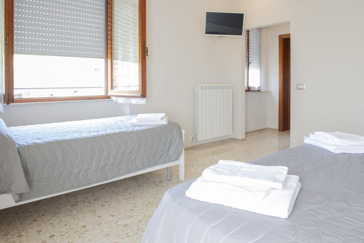 B&B Alba Sul Mare Guest House Massignano Dış mekan fotoğraf